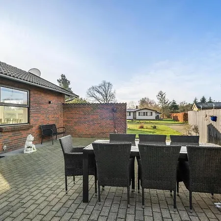 Holiday home In Rudkobing With Kitchen Spodsbjerg